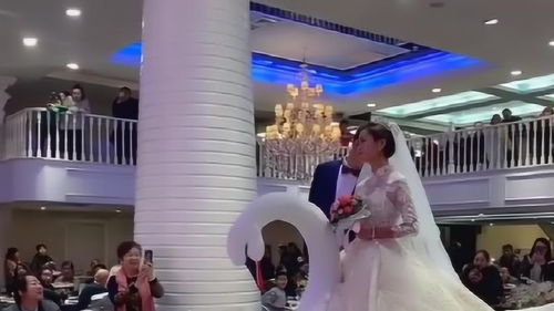 天鹅湖的婚礼,原谅我见识少,第一次见这种设计的婚礼
